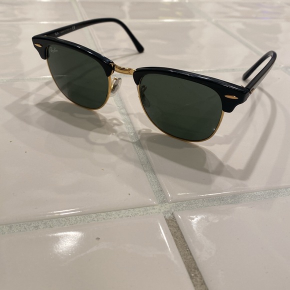 Rayban sunglasses - Picture 4 of 4